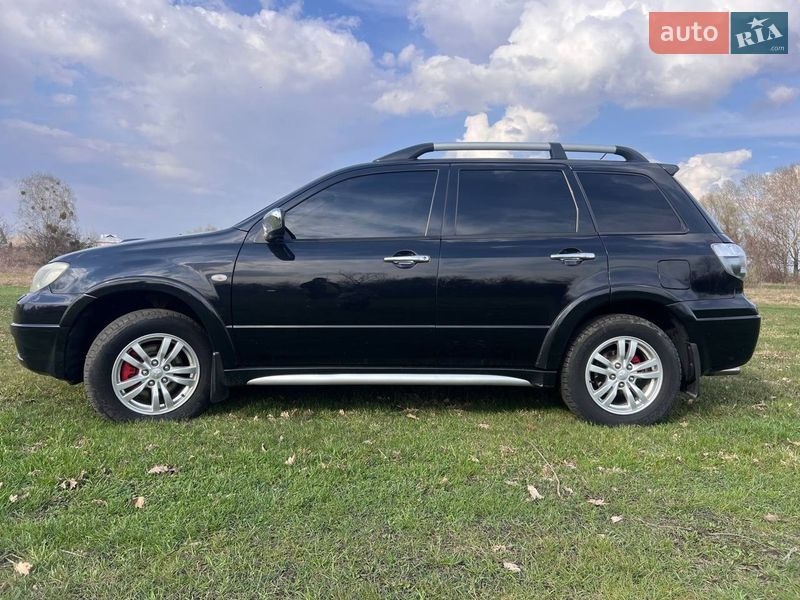 Внедорожник / Кроссовер Mitsubishi Outlander 2005 в Переяславе фото 6 Внедорожник / Кроссовер Mitsubishi Outlander 2005 в Переяславе