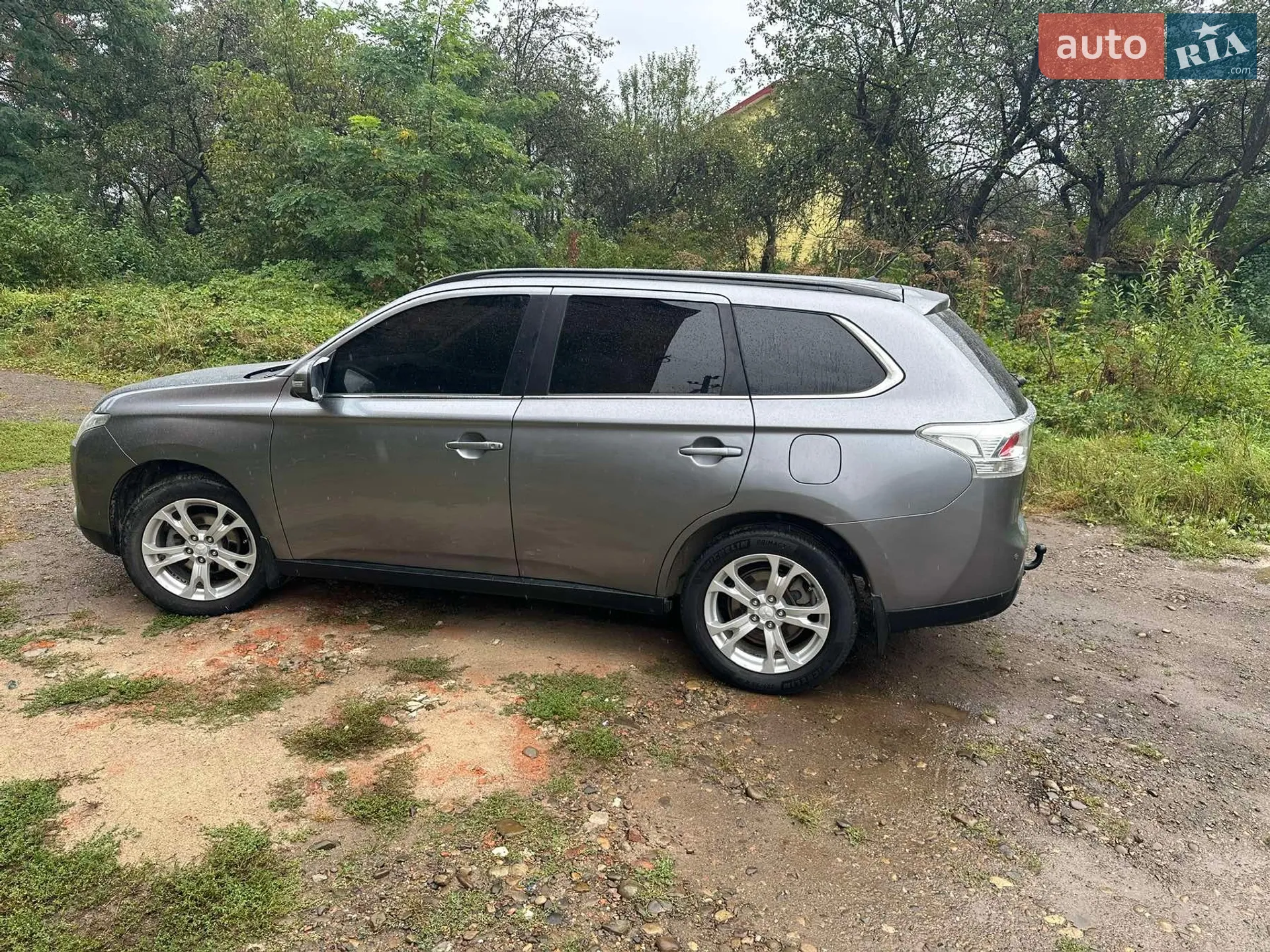 2012 Mitsubishi Outlander - мініатюра 10