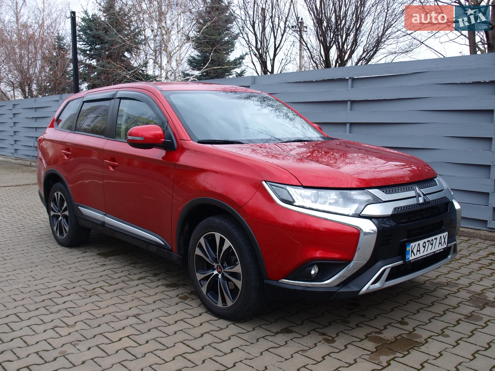 2021 Mitsubishi Outlander - мініатюра 3