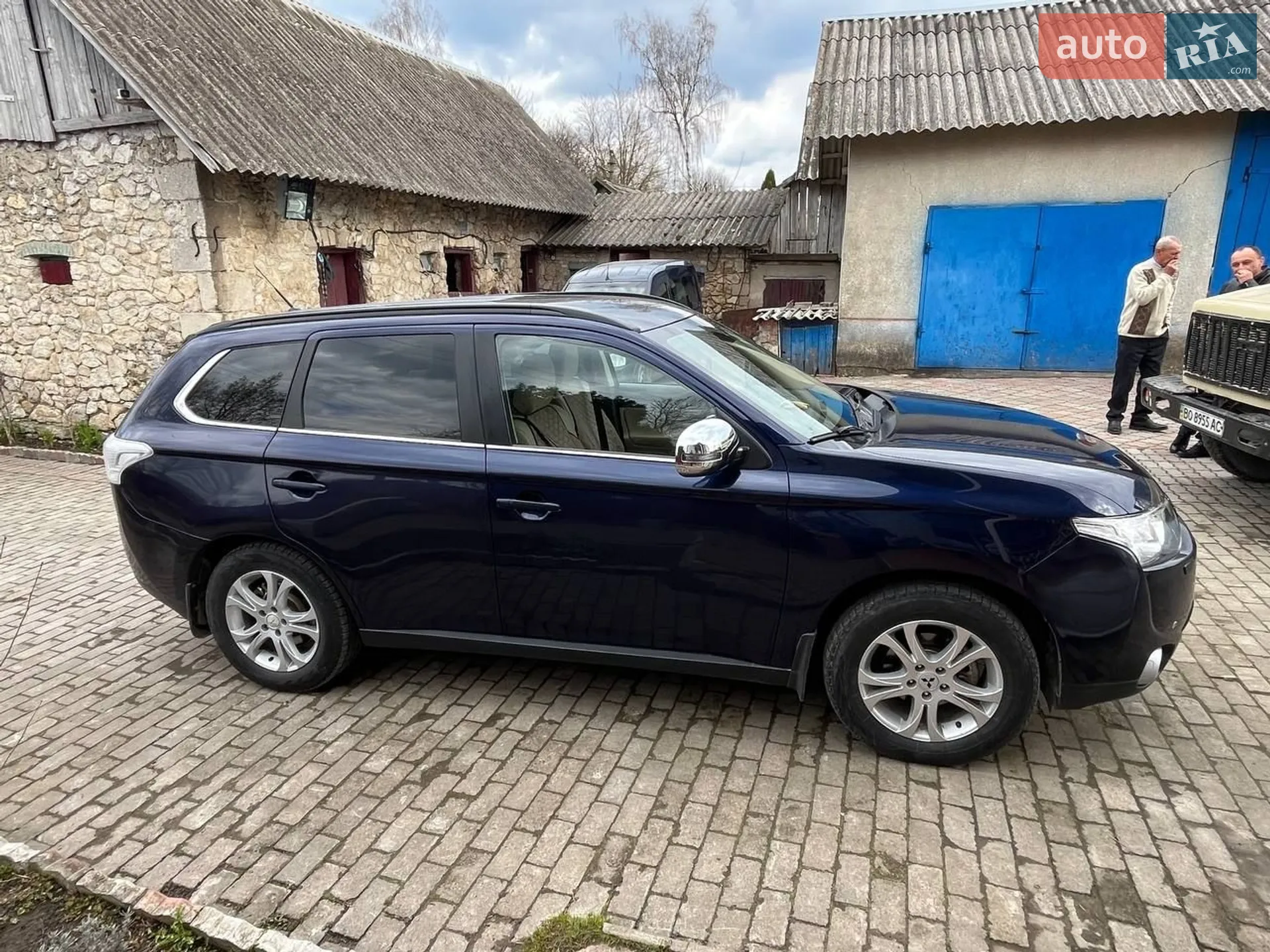 2013 Mitsubishi Outlander - мініатюра 2