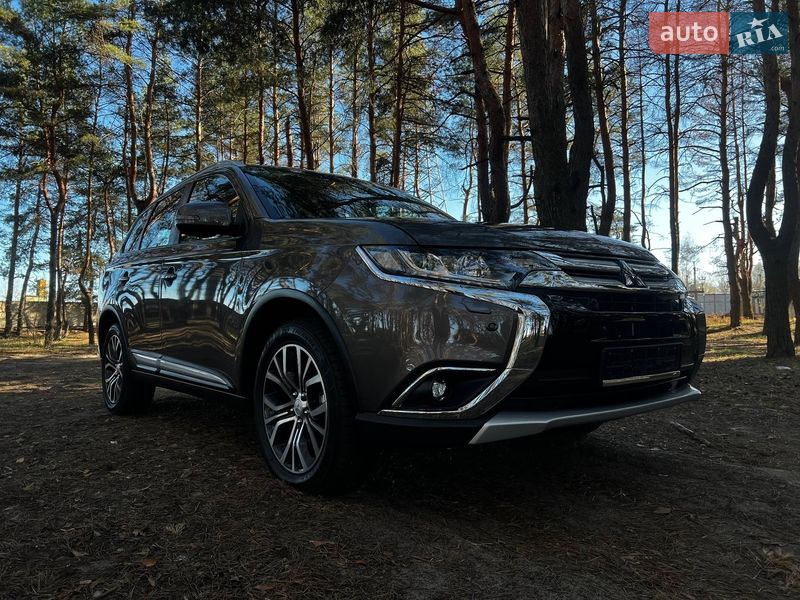 Mitsubishi Outlander 2017