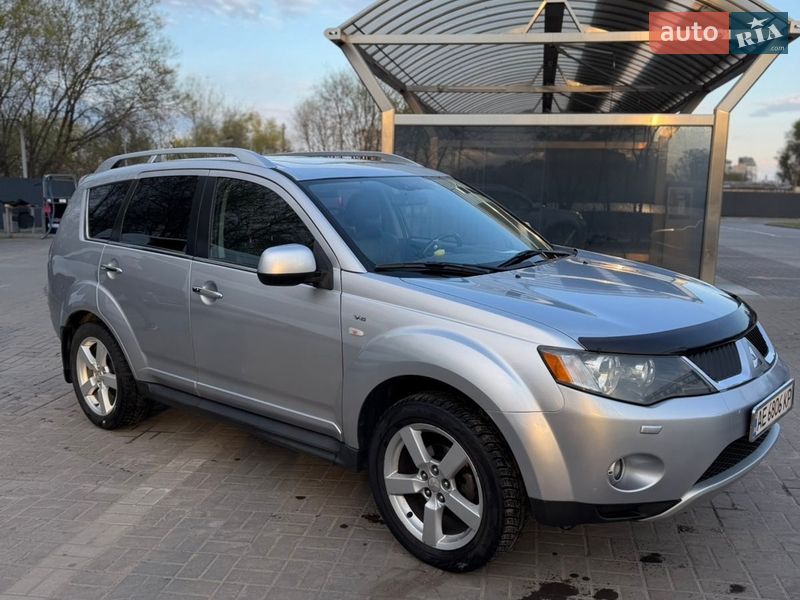 Mitsubishi Outlander 2009