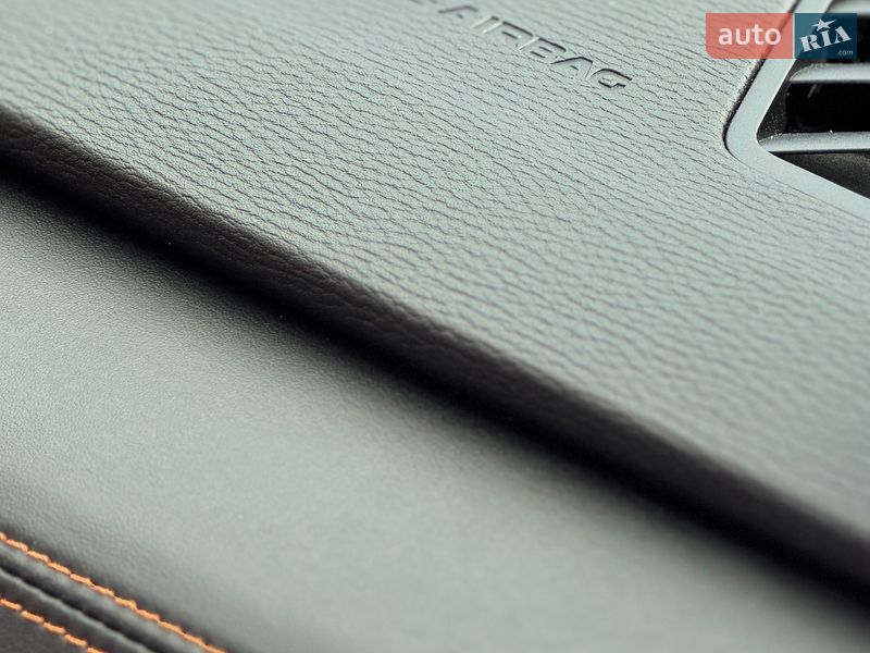 Внедорожник / Кроссовер Mitsubishi Outlander 2021 в Запорожье