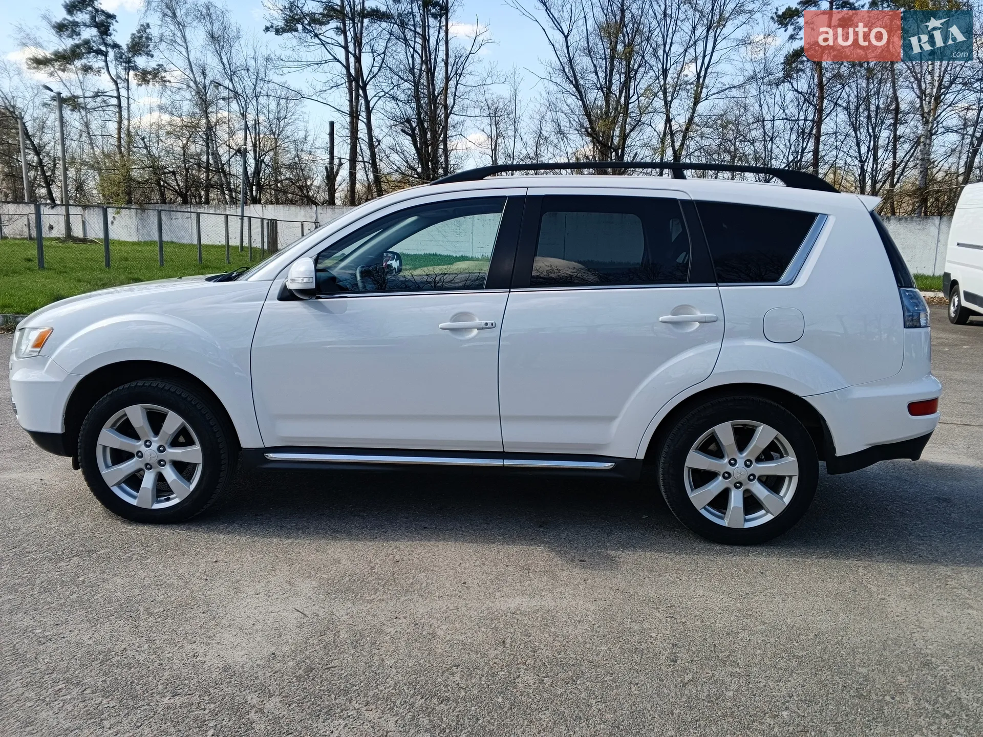 2010 Mitsubishi Outlander - мініатюра 5