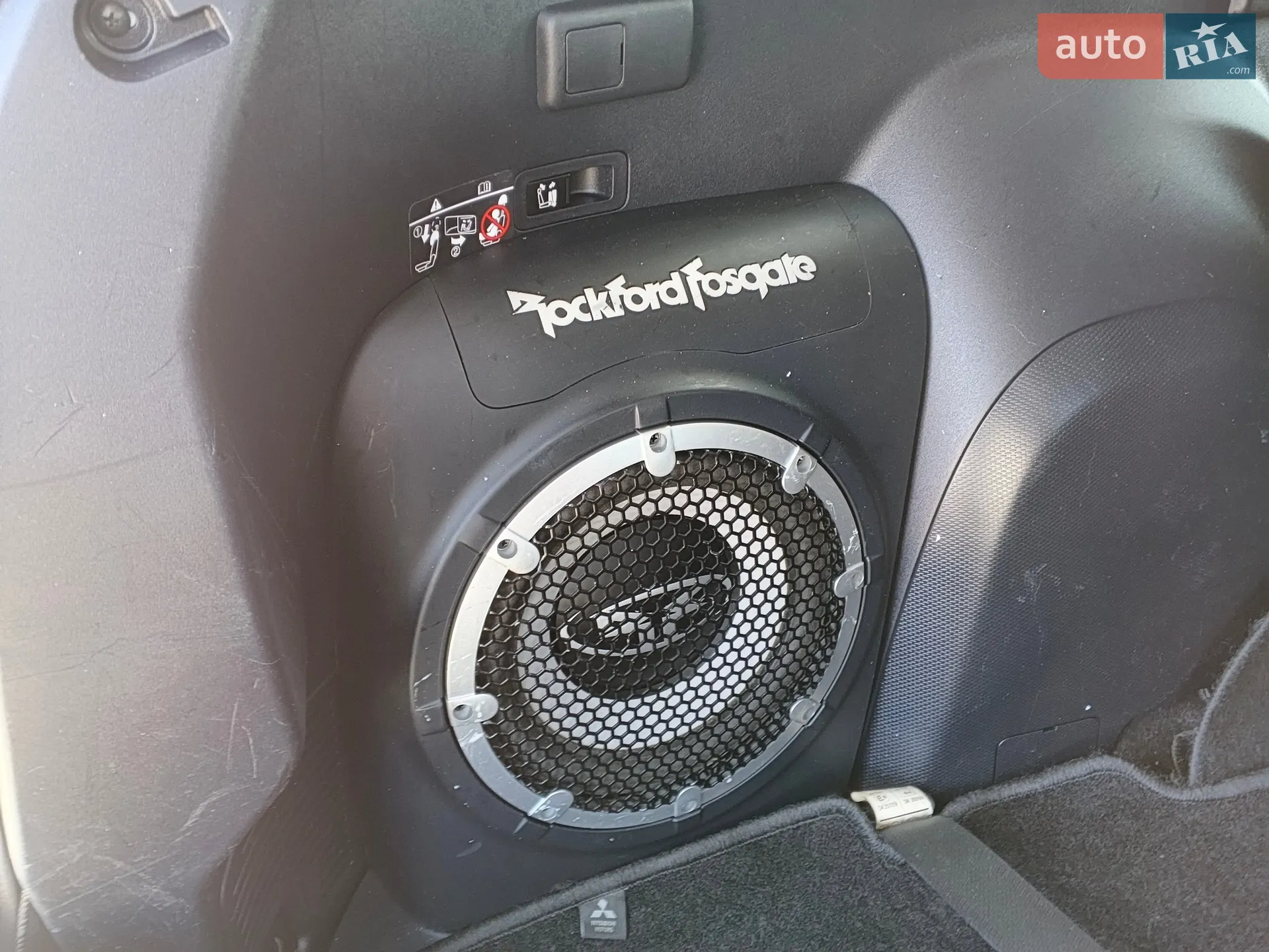 2010 Mitsubishi Outlander - мініатюра 9