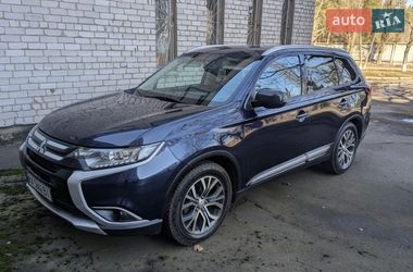 Внедорожник / Кроссовер Mitsubishi Outlander 2018 в Киеве