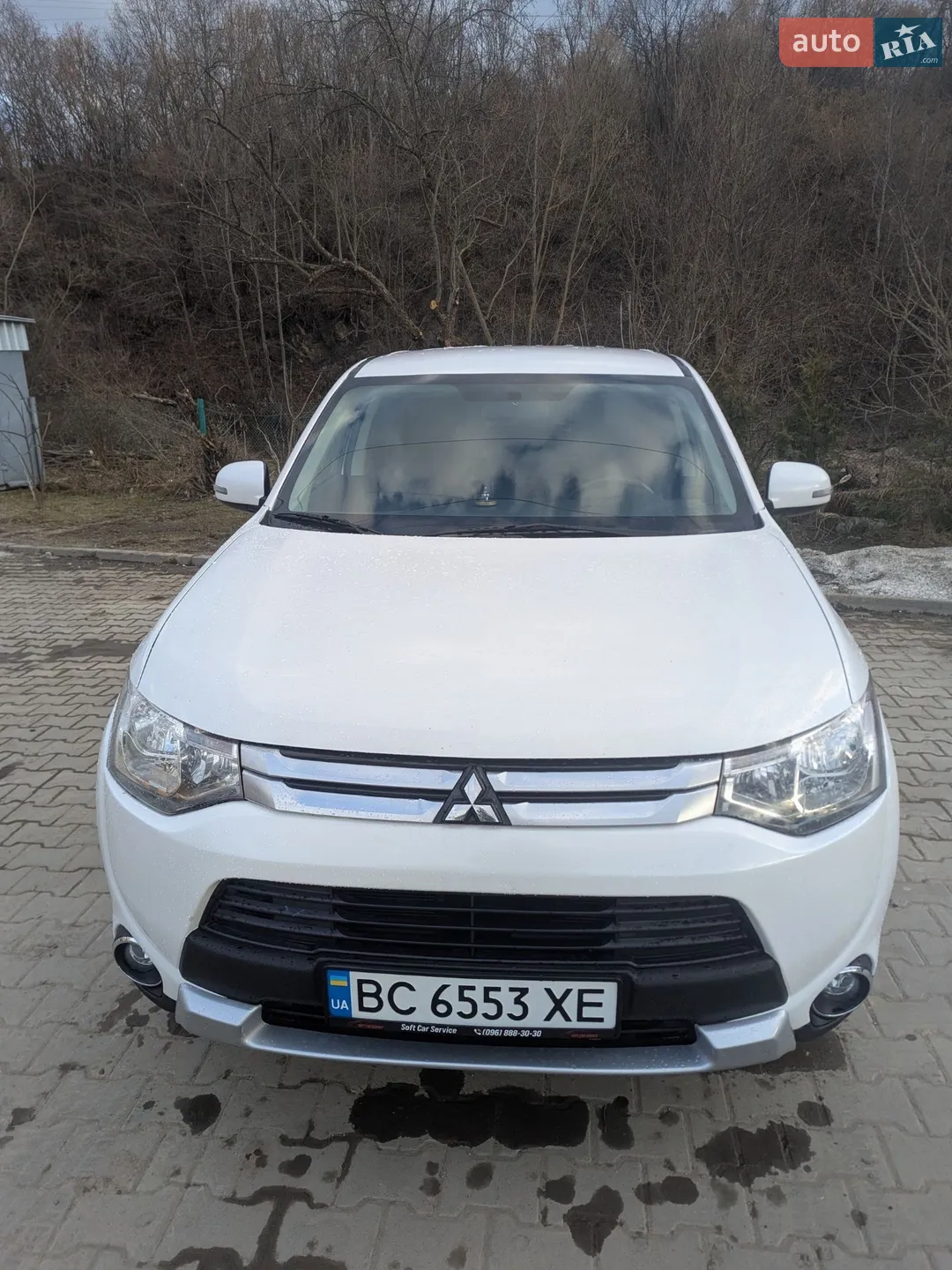 2014 Mitsubishi Outlander - мініатюра 15