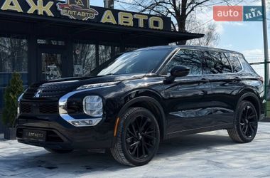 Позашляховик / Кросовер Mitsubishi Outlander 2021 в Івано-Франківську