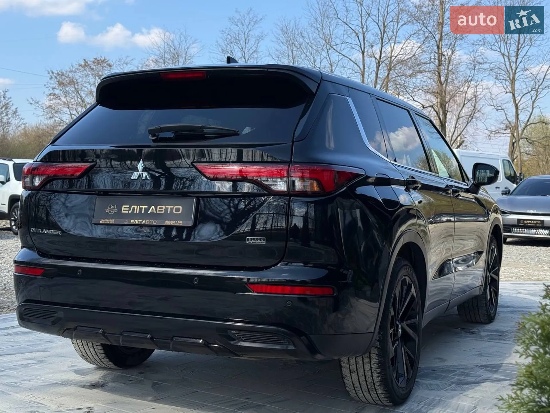 2021 Mitsubishi Outlander - мініатюра 5