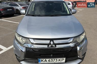 Позашляховик / Кросовер Mitsubishi Outlander 2017 в Софіївській Борщагівці