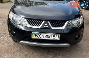 Внедорожник / Кроссовер Mitsubishi Outlander 2007 в Новояворовске