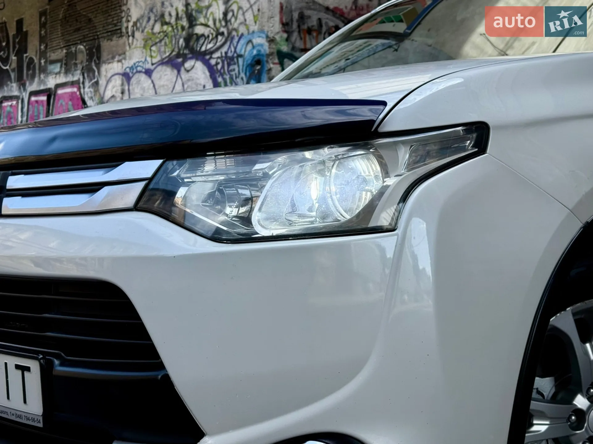 2014 Mitsubishi Outlander - мініатюра 12