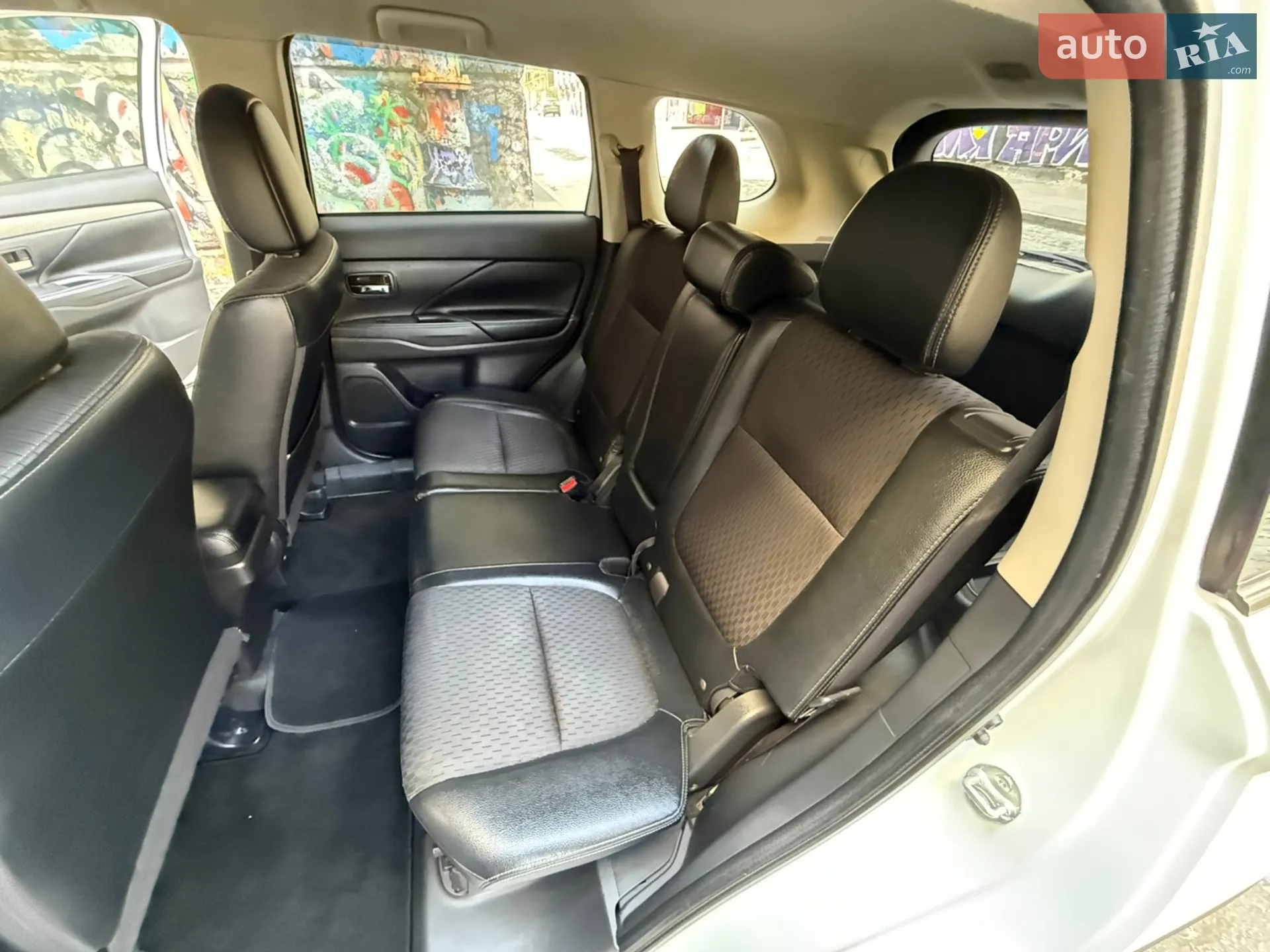 2014 Mitsubishi Outlander - мініатюра 63