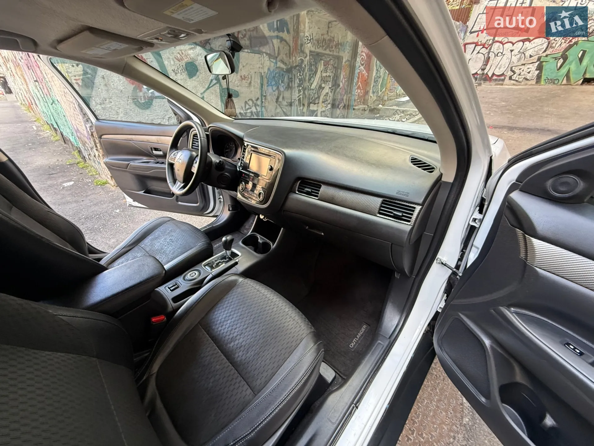 2014 Mitsubishi Outlander - мініатюра 68