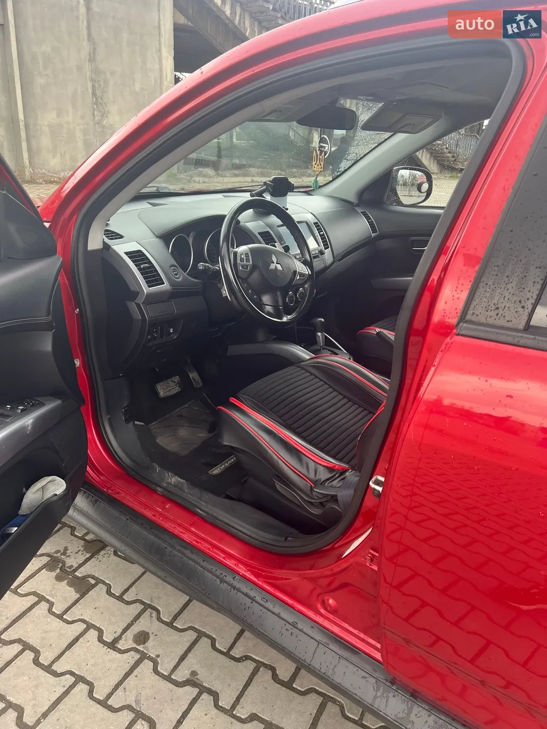 2010 Mitsubishi Outlander - мініатюра 10