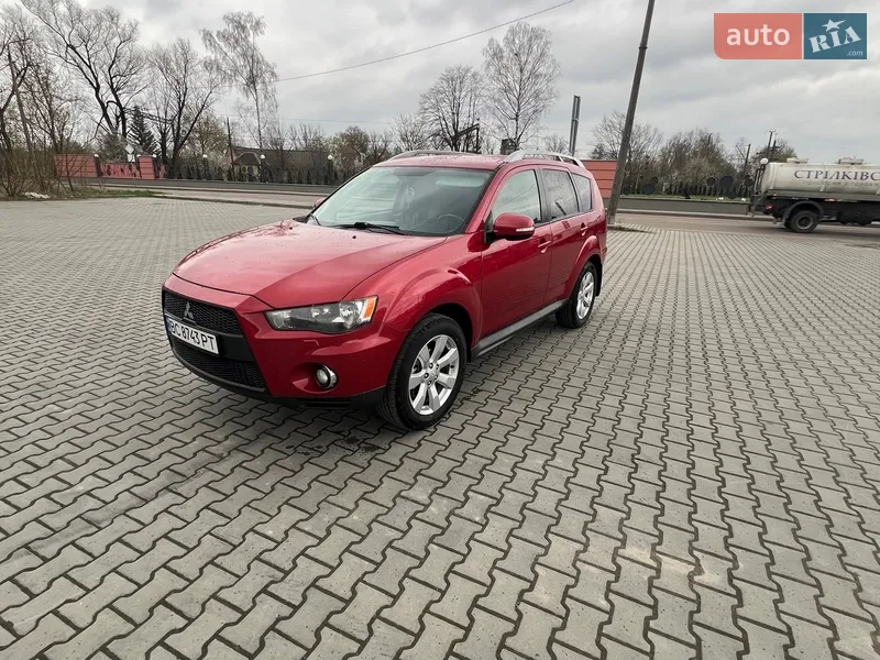 Mitsubishi Outlander