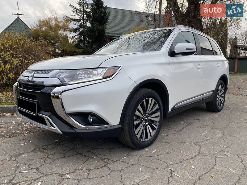 Mitsubishi Outlander 2019