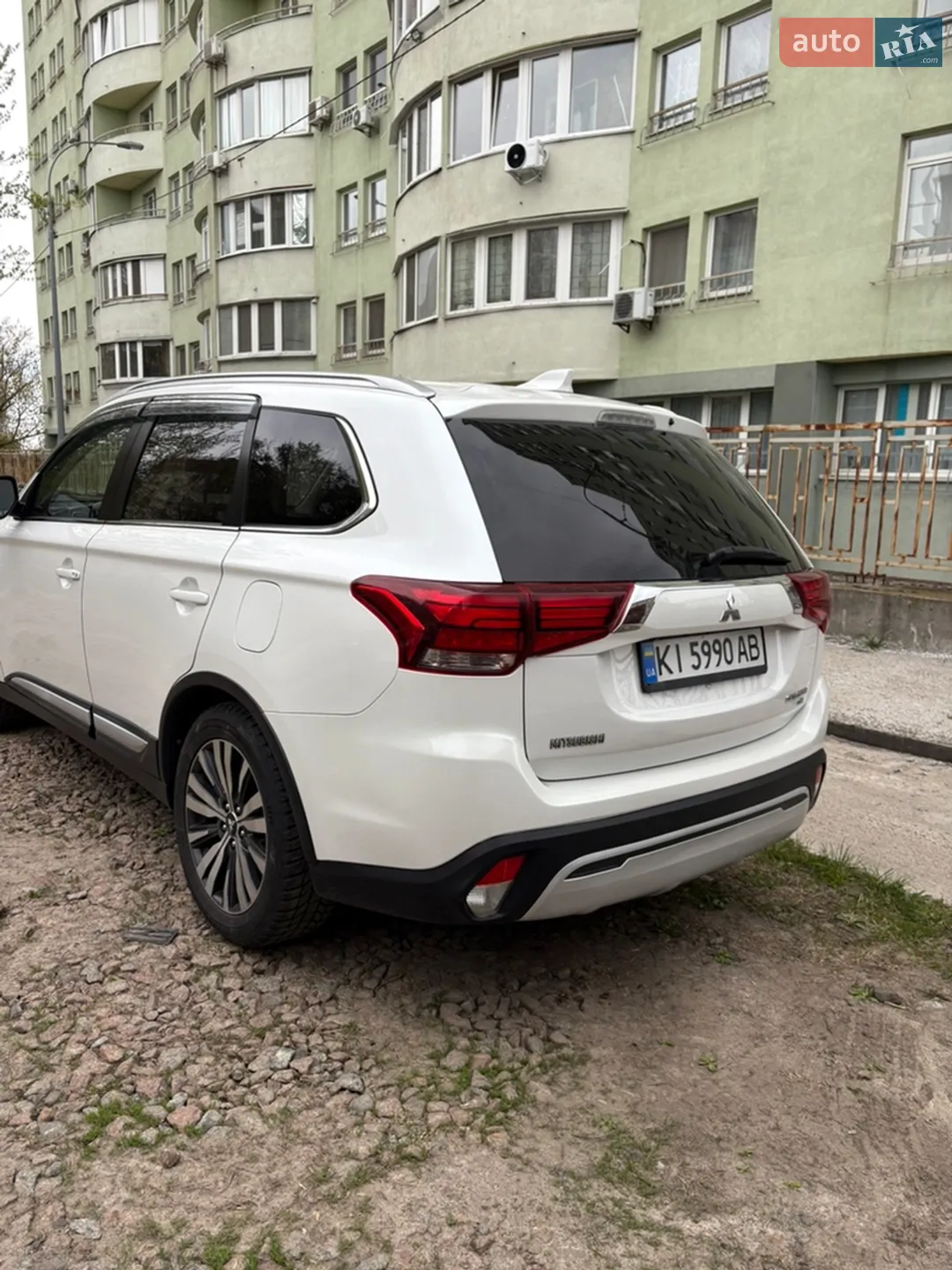 2019 Mitsubishi Outlander - мініатюра 11