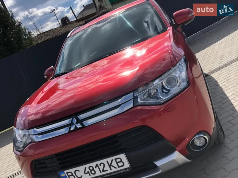 Mitsubishi Outlander 2014