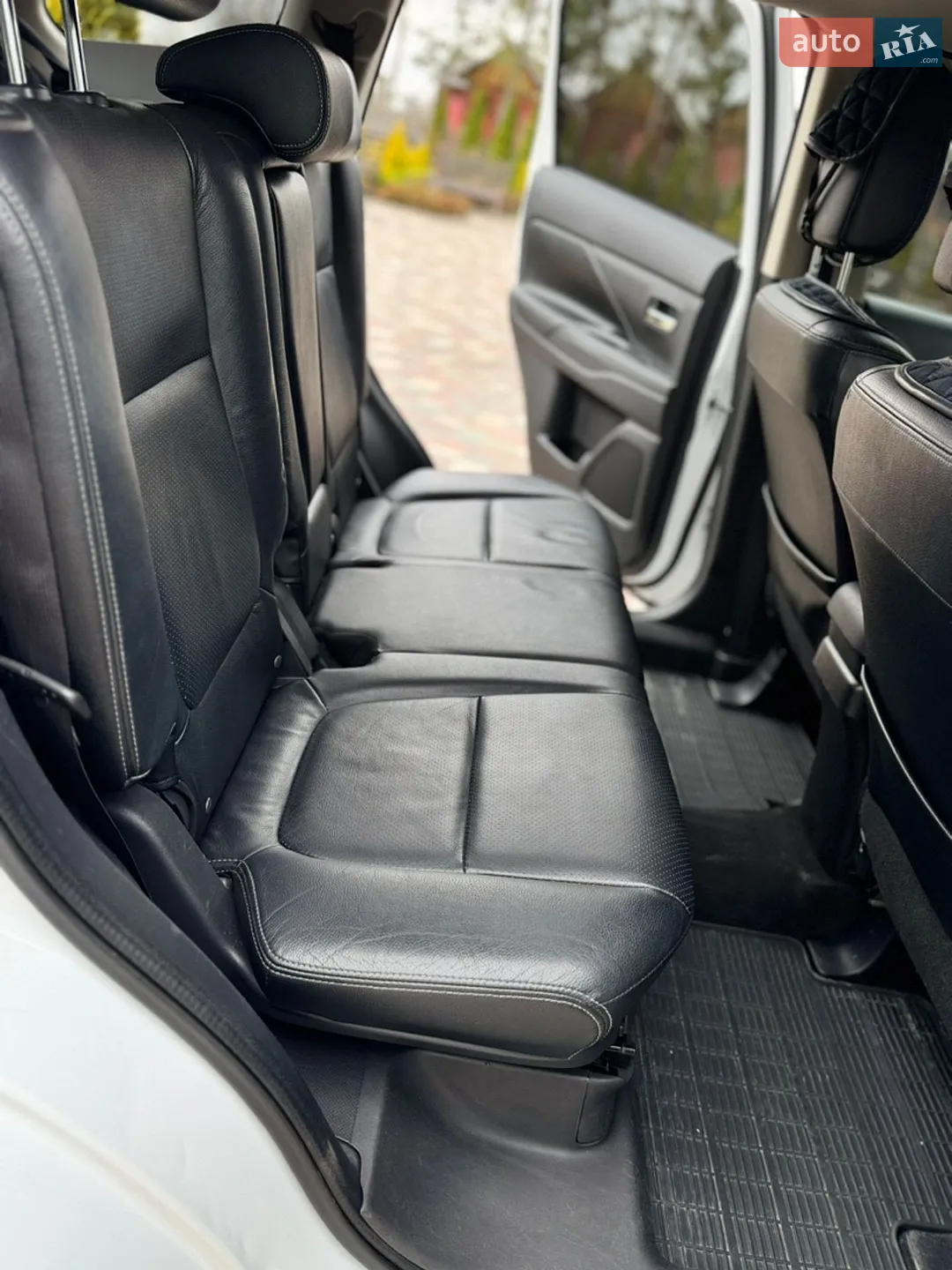 2015 Mitsubishi Outlander - мініатюра 19