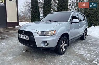 Внедорожник / Кроссовер Mitsubishi Outlander 2011 в Конотопе