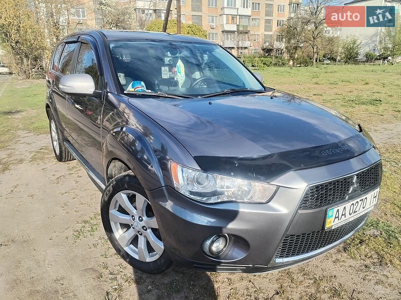 Mitsubishi Outlander 2010