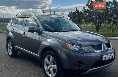 Позашляховик / Кросовер Mitsubishi Outlander 2008 в Ширяєвому