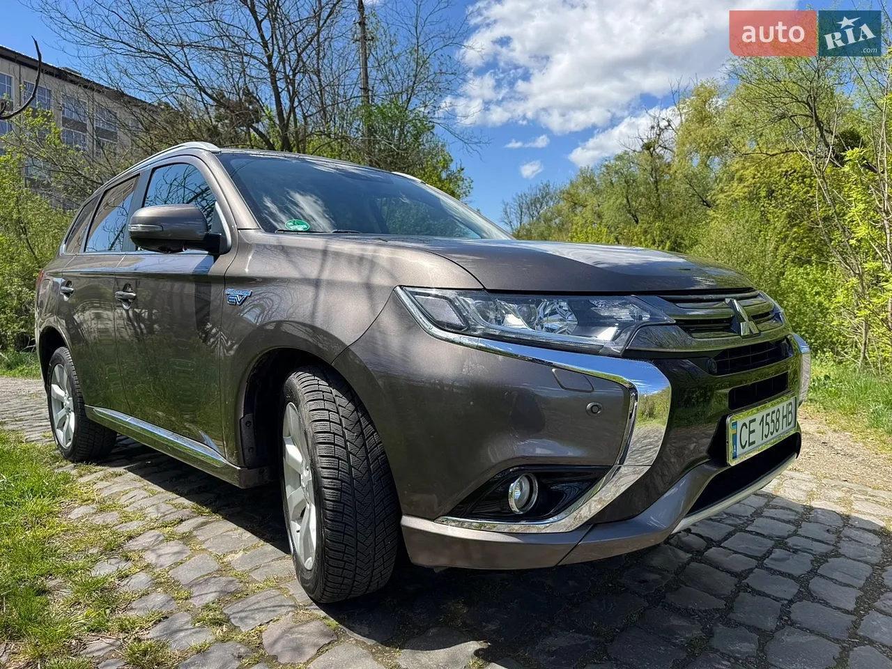 2014 Mitsubishi Outlander - мініатюра 13
