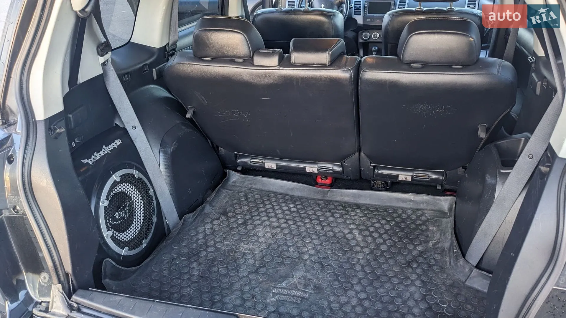 2010 Mitsubishi Outlander - мініатюра 16