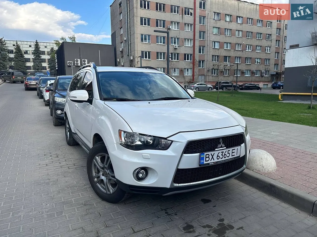 2010 Mitsubishi Outlander - мініатюра 5