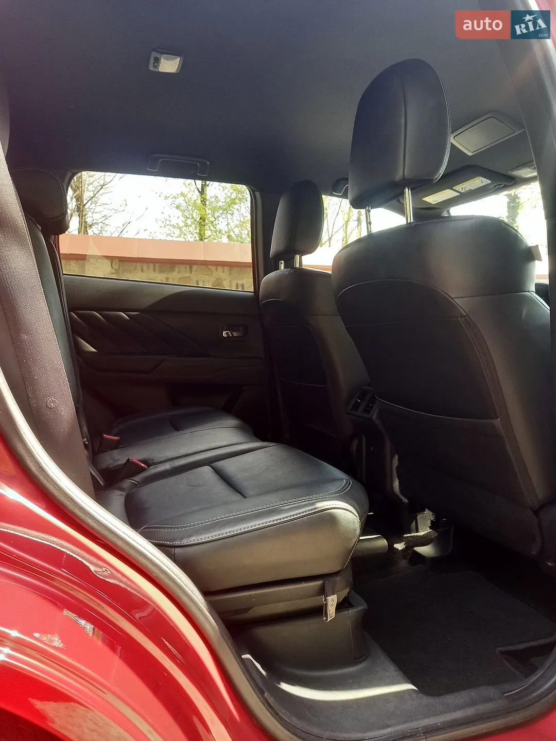 2019 Mitsubishi Outlander - мініатюра 14