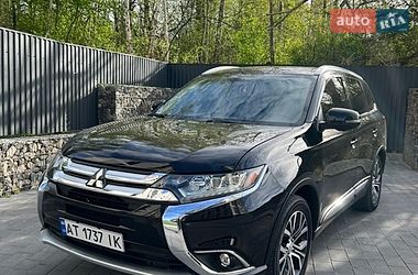 Внедорожник / Кроссовер Mitsubishi Outlander 2018 в Ивано-Франковске