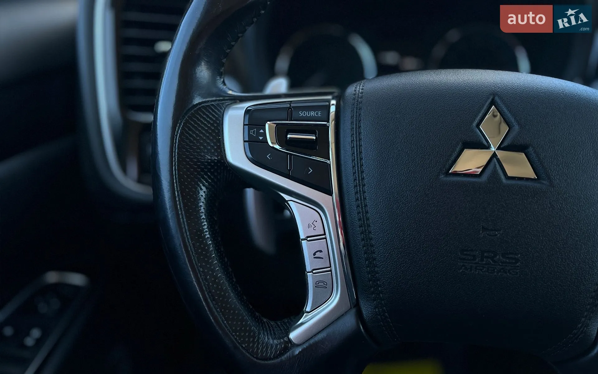 2016 Mitsubishi Outlander - мініатюра 11