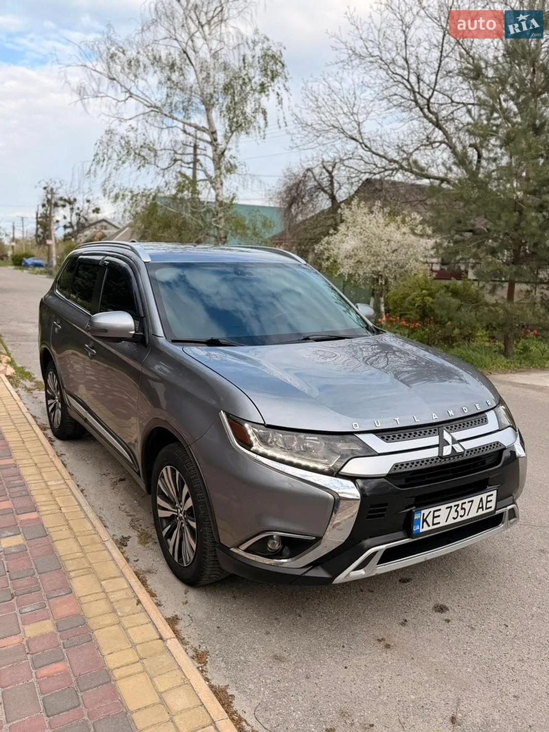 2019 Mitsubishi Outlander - мініатюра 3