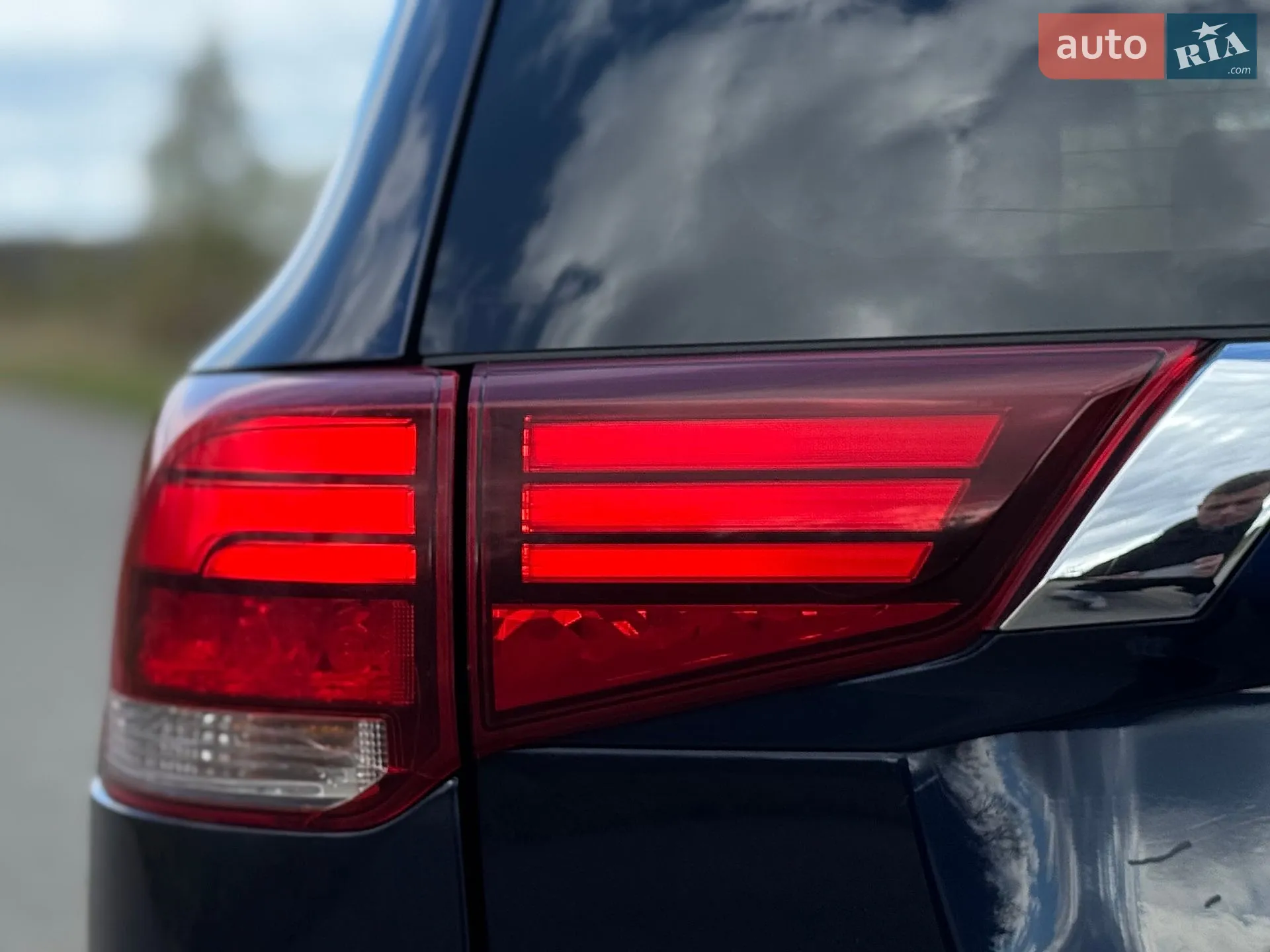 2018 Mitsubishi Outlander - мініатюра 27