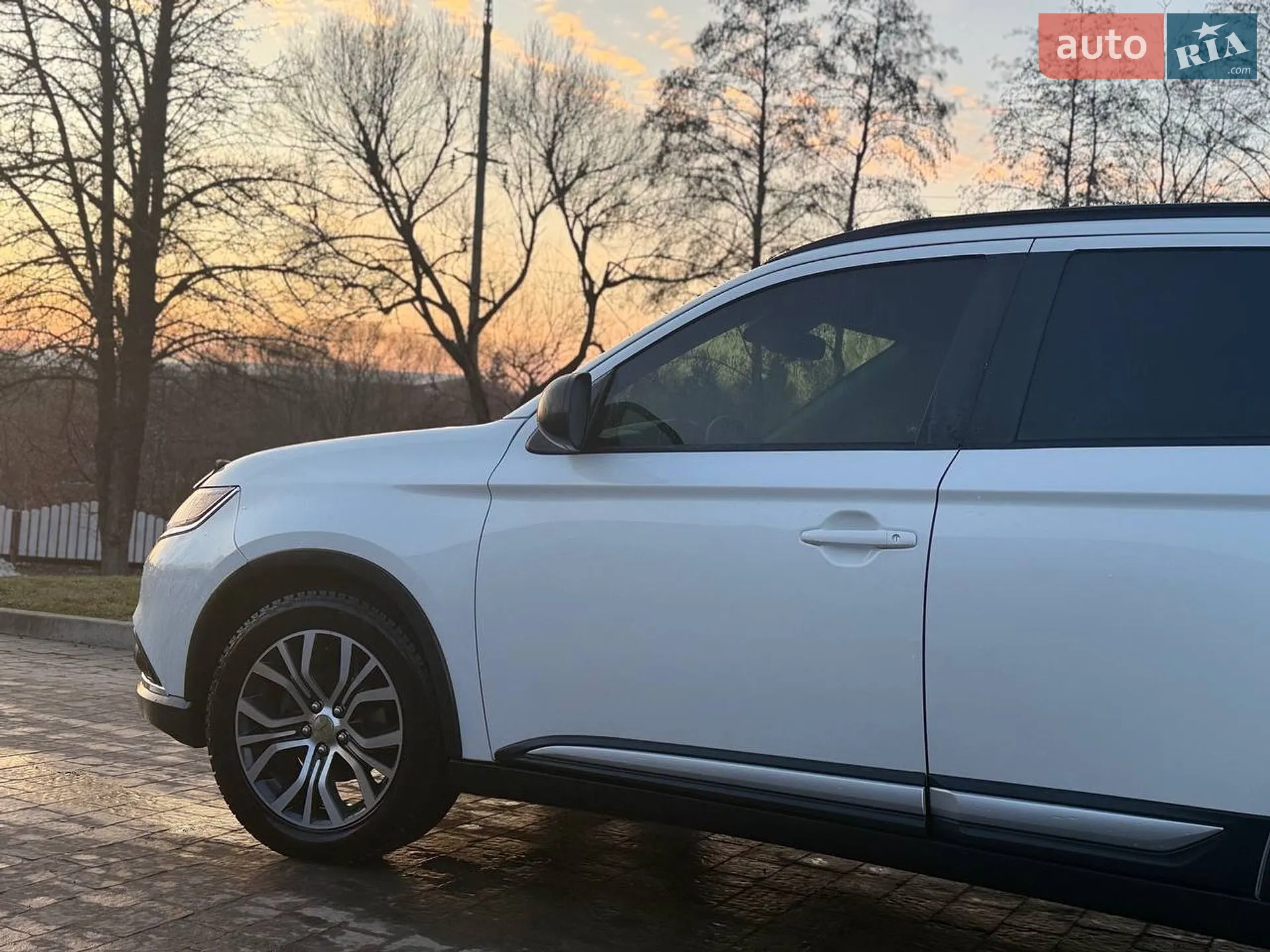 2018 Mitsubishi Outlander - мініатюра 5