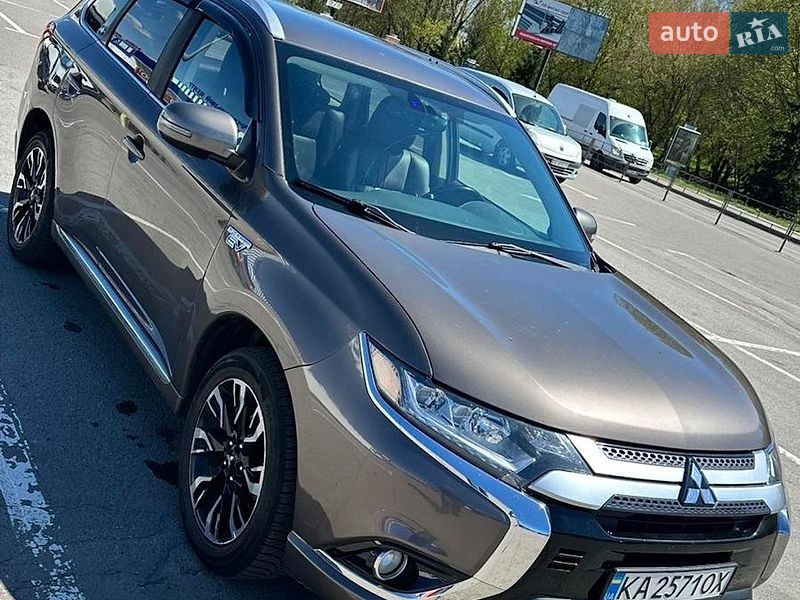 Mitsubishi Outlander 2018