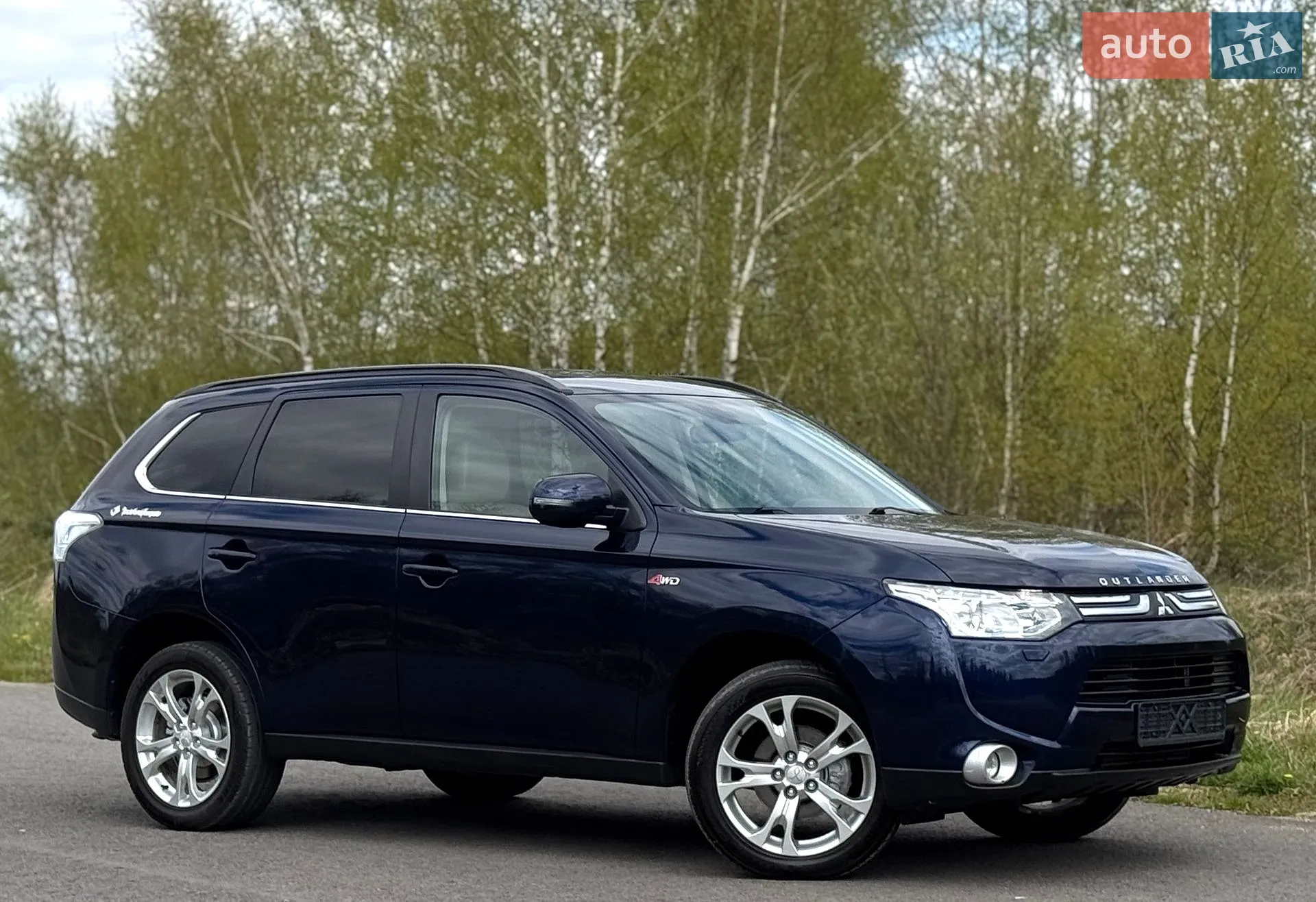 2013 Mitsubishi Outlander - мініатюра 12