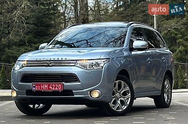 Внедорожник / Кроссовер Mitsubishi Outlander 2014 в Дрогобыче