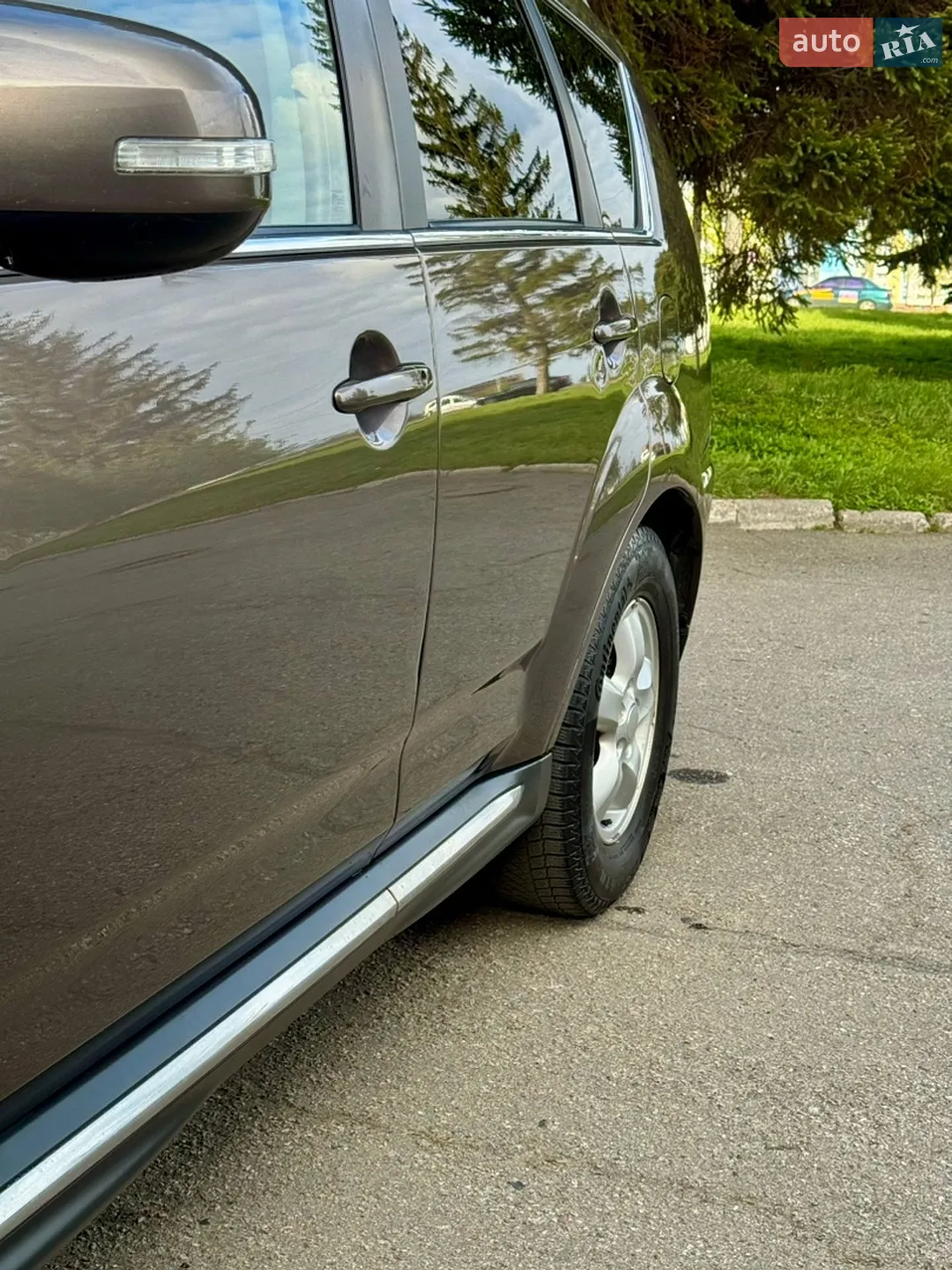2010 Mitsubishi Outlander - мініатюра 11