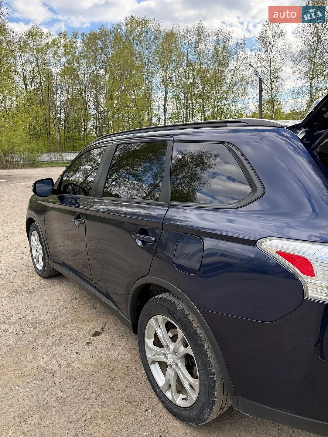 2014 Mitsubishi Outlander - мініатюра 9