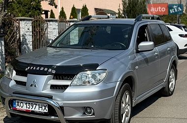 Позашляховик / Кросовер Mitsubishi Outlander 2006 в Ужгороді