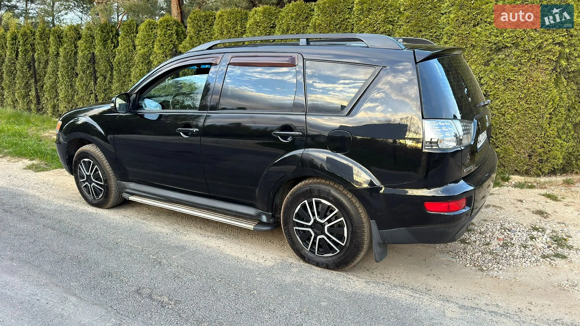 2011 Mitsubishi Outlander - мініатюра 10