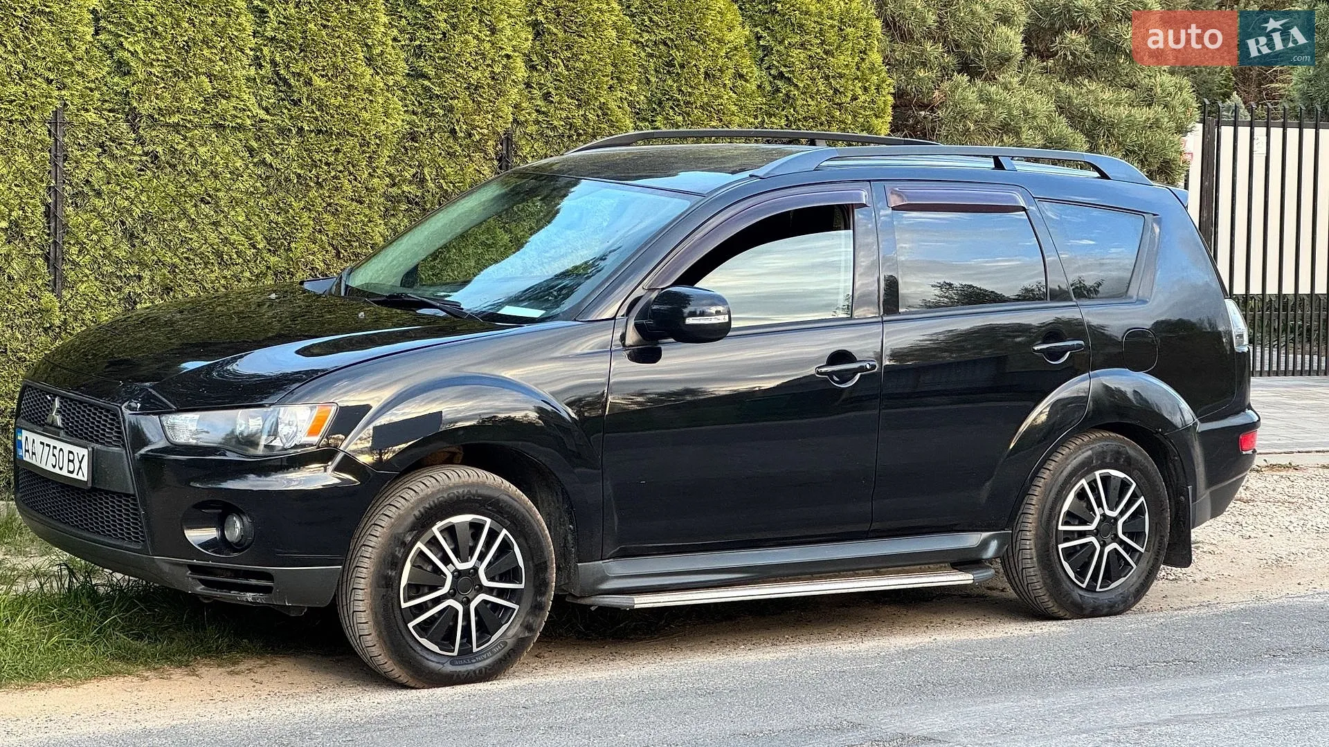 2011 Mitsubishi Outlander - мініатюра 13