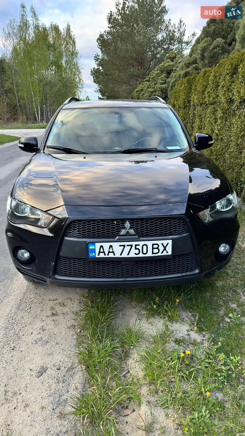 2011 Mitsubishi Outlander - мініатюра 16