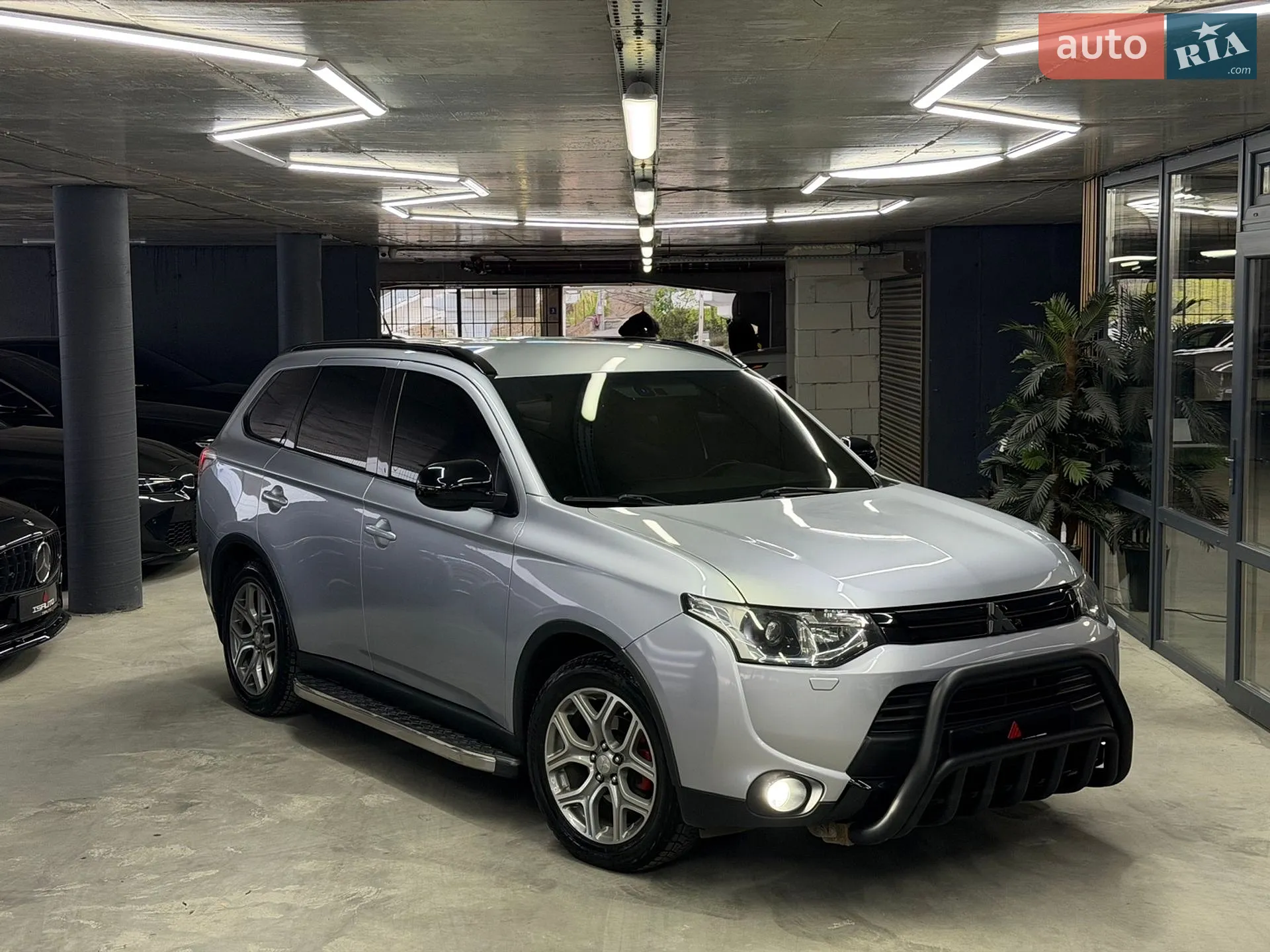 2014 Mitsubishi Outlander - фото 1