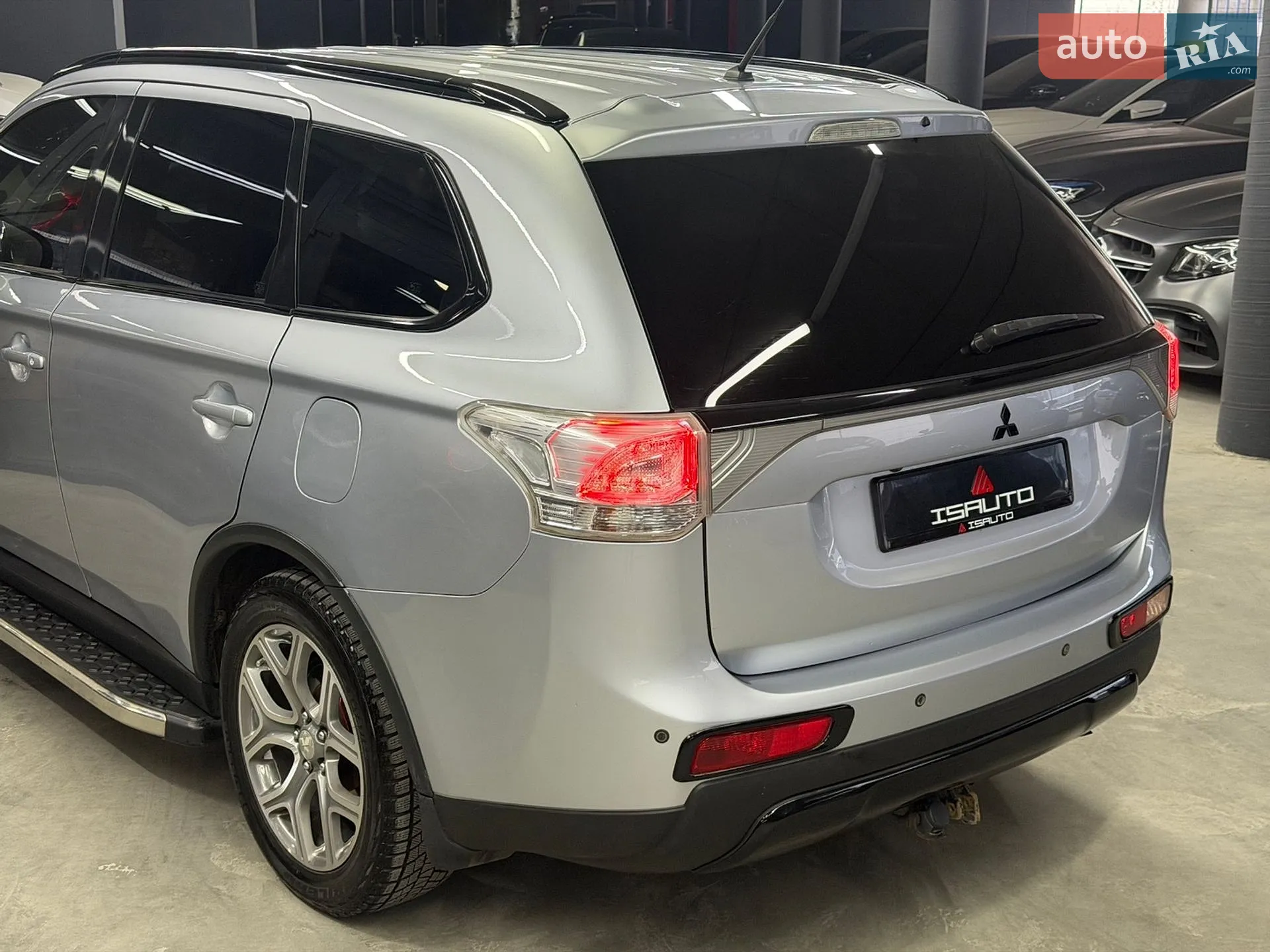 2014 Mitsubishi Outlander - мініатюра 12