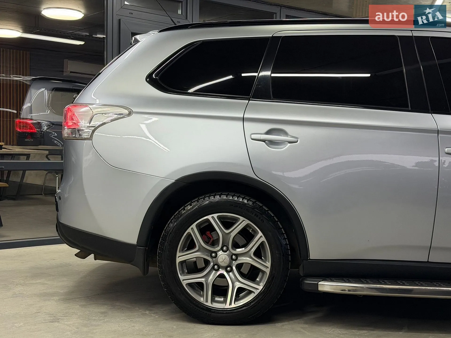 2014 Mitsubishi Outlander - мініатюра 18