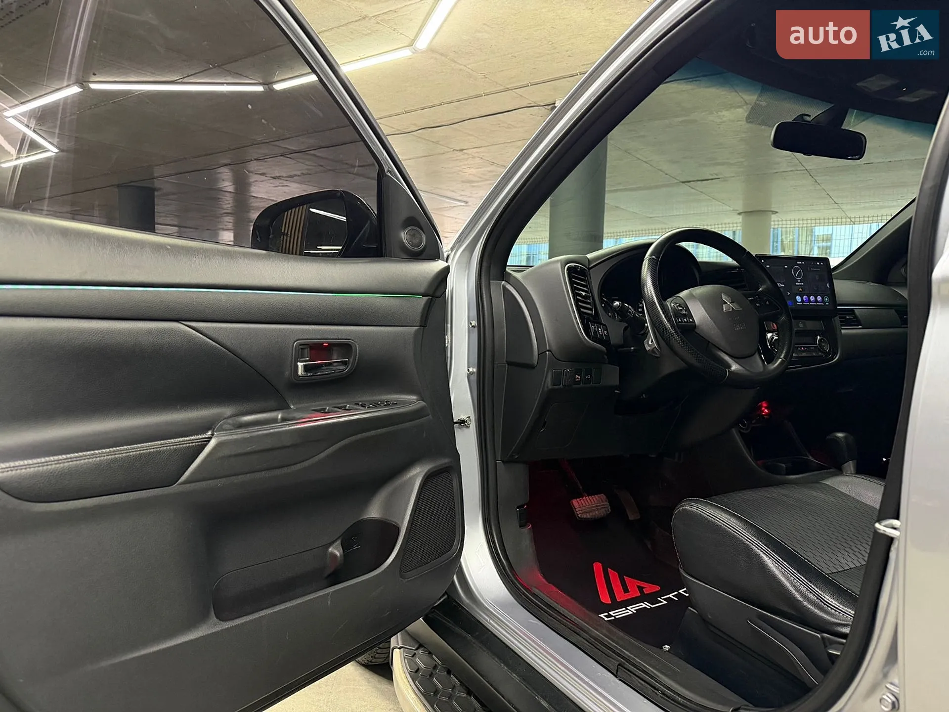 2014 Mitsubishi Outlander - мініатюра 21