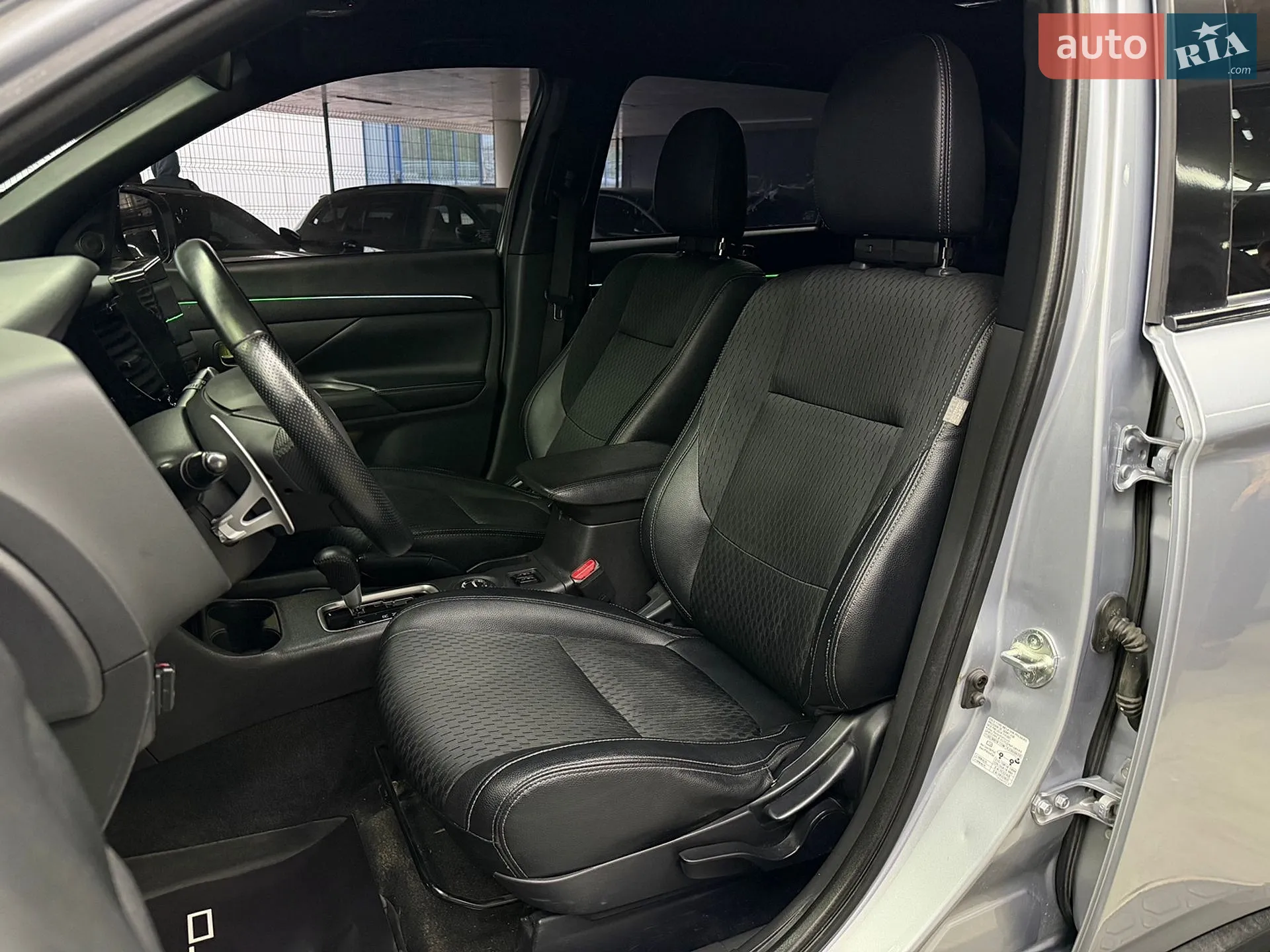 2014 Mitsubishi Outlander - мініатюра 22